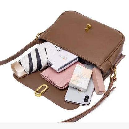 Ledertasche für Damen ⎜ Stilvolle Umhängetasche mit goldener Schnalle und verstellbarem Träger