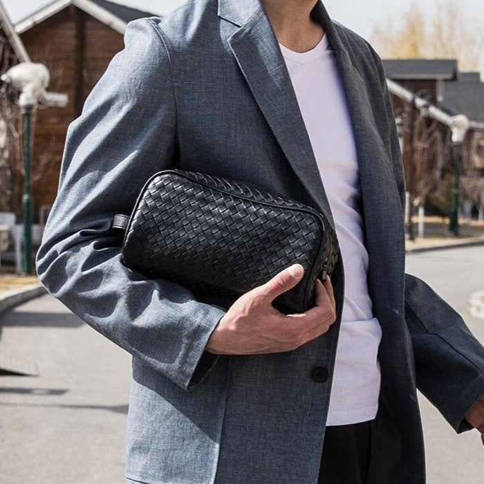 Leder Clutch für Herren ⎜ Handgefertigte Tasche mit großzügigem Stauraum und robustem Reißverschluss
