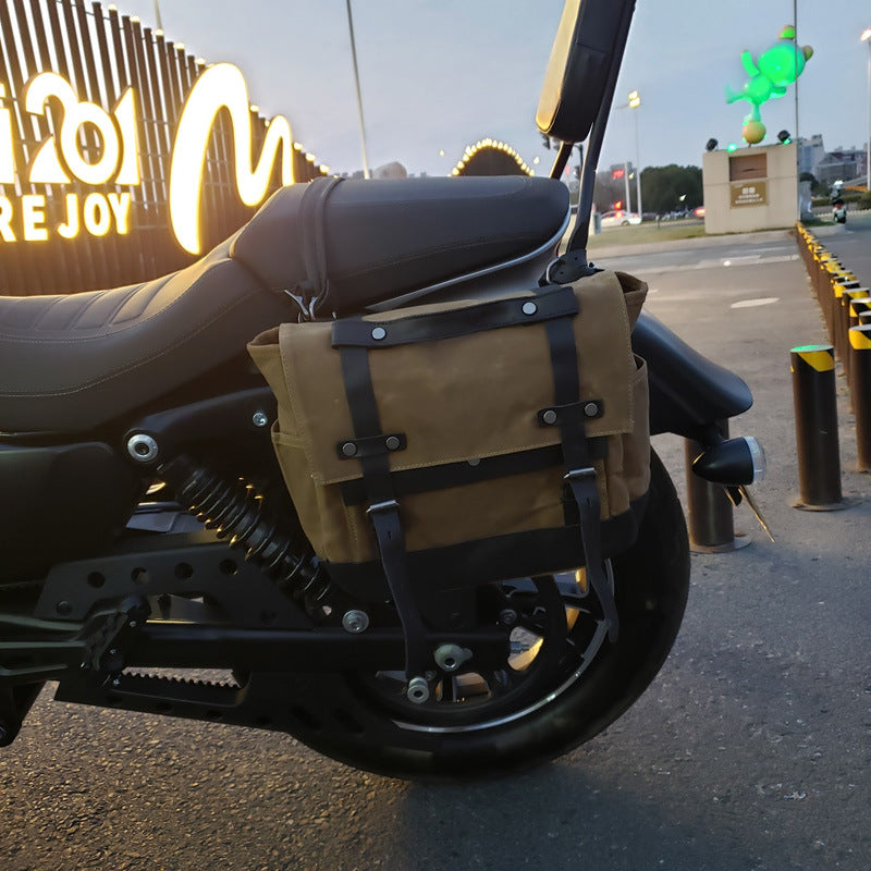 Motorradtasche aus Segeltuch ⎜ Wasserdichte Retro-Tasche mit Riemenbefestigung und großem Stauraum
