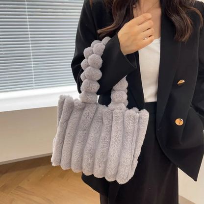 Plüsch Tasche für Damen ⎜ Große Umhängetasche mit weichem Material und stilvollem Design