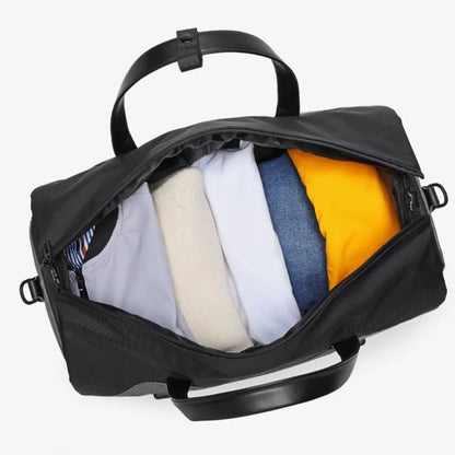 Kleidersack für Reisen ⎜ Faltbare Weekender-Tasche mit Anzugfach und großem Stauraum