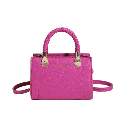 Trendy Handtasche für Damen ⎜ Kompakte Umhängetasche mit geflochtenem Griff und modernem Design