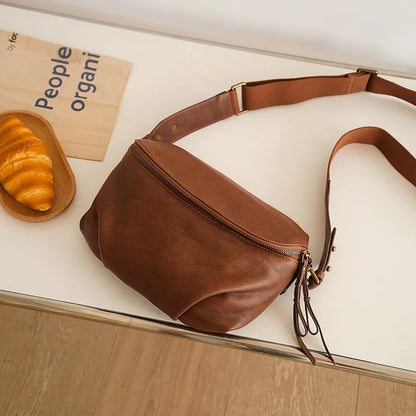 Umhängetasche ⎜ Praktisches Design aus hochwertigem Leder mit verstellbarem Schulterriemen