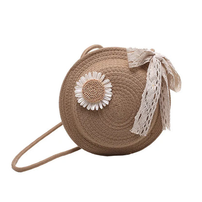 Korb Tasche für Damen ⎜ Handgefertigte Umhängetasche aus Strohdraht mit verspieltem Blumen-Design