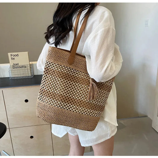 Strandtasche ⎜ Große, modische Netztasche mit Quasten-Anhänger für den Sommer