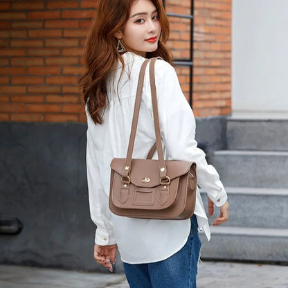 Klassische Umhängetasche für Damen ⎜ Modische Schultertasche im Cambridge-Stil mit praktischen Verschlüssen