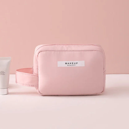 Kosmetiktasche für Damen ⎜ Reise-Organizer mit Fächern für Make-up und integrierter Pinselaufbewahrung