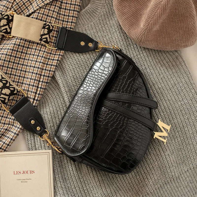 Schultertasche für Damen ⎜ Krokodil-Design mit verstellbarem Riemen und goldener Verzierung