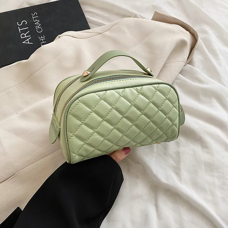 Kosmetiktasche für Damen ⎜ Steppdesign in Rautenoptik mit großer Kapazität und praktischem Tragegriff