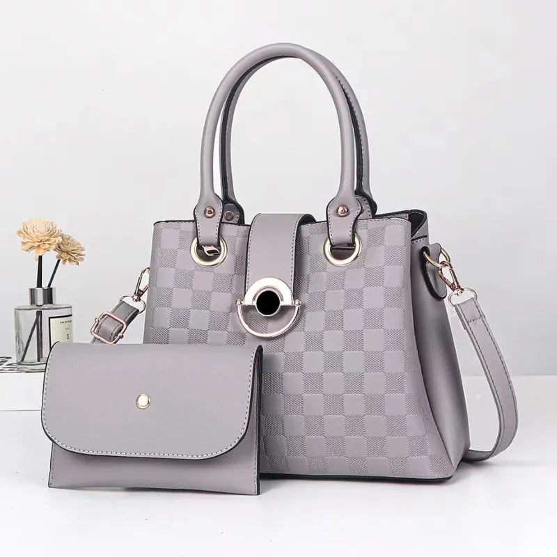 Tasche mit abnehmbarem Etui ⎜ Elegantes Design mit viel Stauraum und praktischer Tragemöglichkeit