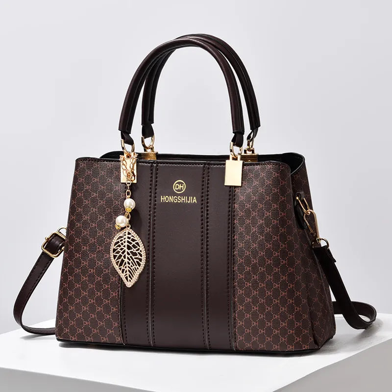 Elegante Schultertasche für Damen ⎜ Vielseitige Handtasche mit Kontrastfarben und großzügigem Stauraum
