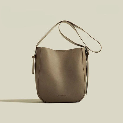 Crossbody Bucket Bag für Damen ⎜ Schlichtes Design mit verstellbarem Schultergurt und praktischem Innenraum