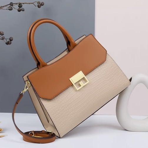 Tasche mit Drehverschluss ⎜ Elegantes Design und viel Stauraum für den Alltag
