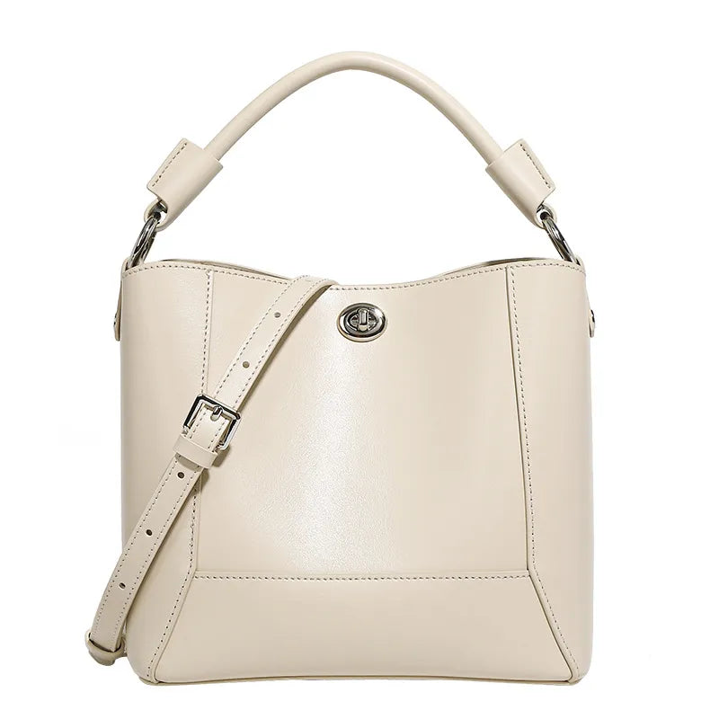 Leder-Umhängetasche für Damen ⎜ Stilvolle Handtasche mit verstellbarem Trageriemen und edlem Design
