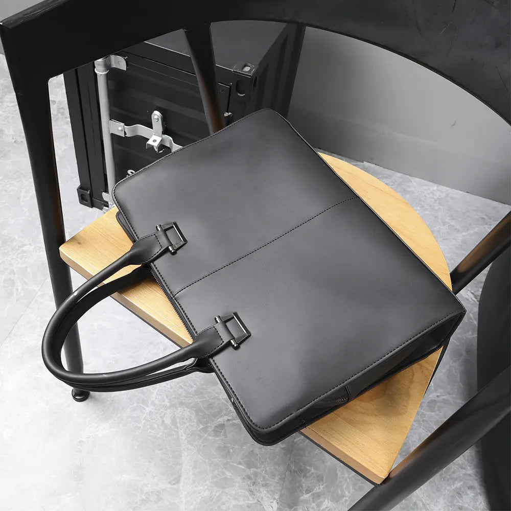 Businesstasche für Herren ⎜ Elegante Aktentasche mit Tragegriffen und schlankem Design für Büro und Meetings