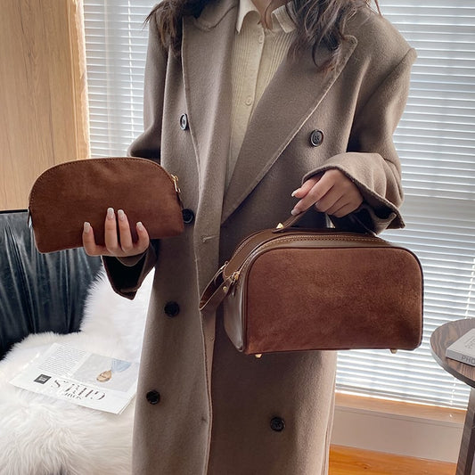 Kosmetiktasche für Damen ⎜ Große Kapazität mit Wildleder-Optik und praktischem Tragegriff