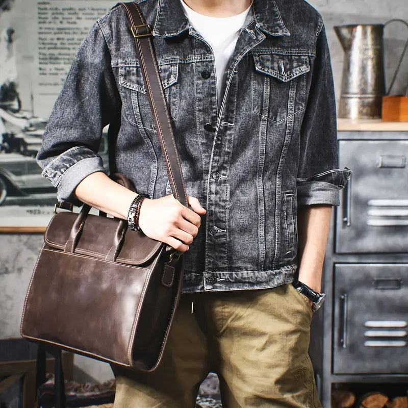 Laptoptasche für Herren ⎜ Edle Echtleder-Aktentasche mit Schultergurt und praktischen Tragegriffen