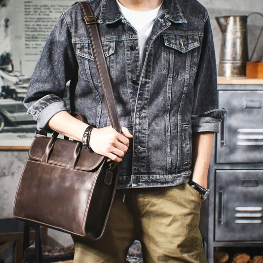 Laptoptasche für Herren ⎜ Edle Echtleder-Aktentasche mit Schultergurt und praktischen Tragegriffen