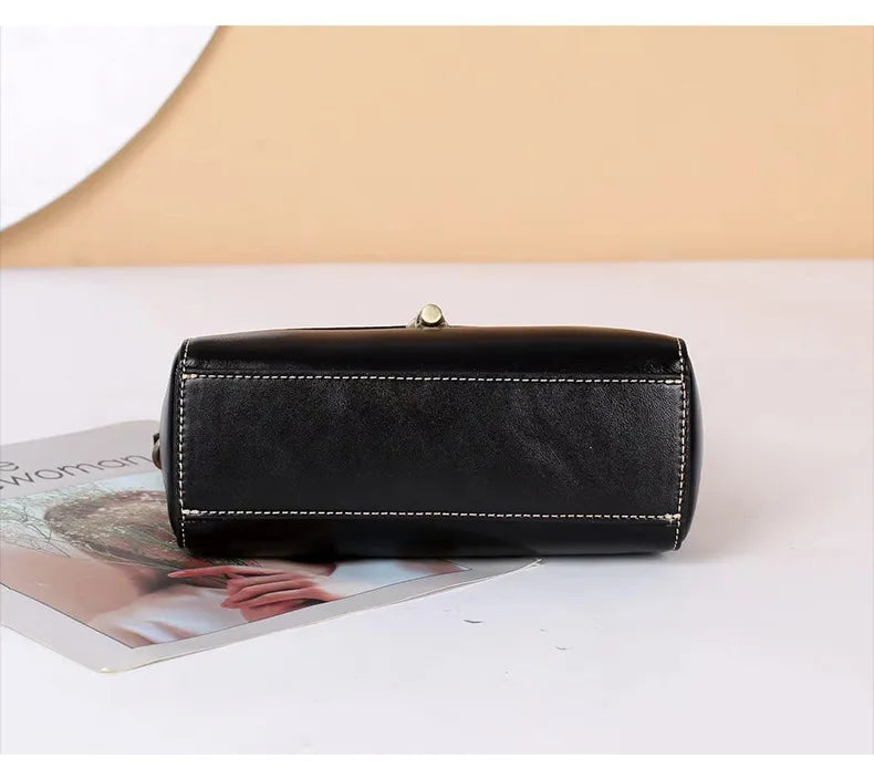 Kleine Leder Umhängetasche ⎜ Elegantes, praktisches Design für den Alltag