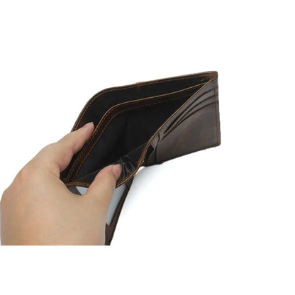 Herren Geldbörse im Krokodildesign ⎜ Robuste Retro-Brieftasche aus geprägtem Leder