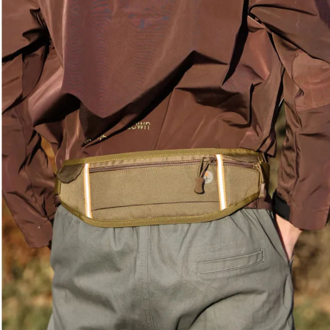 Gürteltasche für Outdoor und Sport ⎜ Wasserdichte Hüfttasche mit Kopfhöreröffnung und Reißverschlussfach