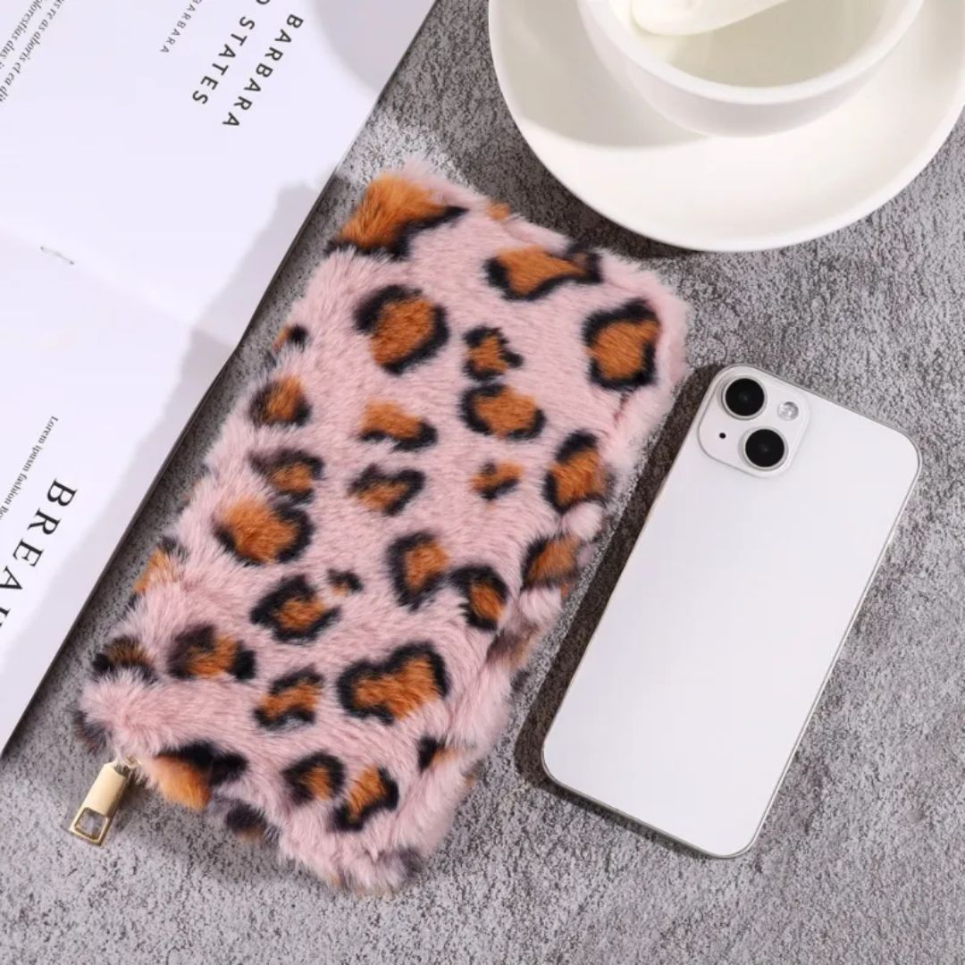 Damen Geldbörse mit Reißverschluss ⎜ Flauschige Leopardenoptik mit Karten- und Münzfach
