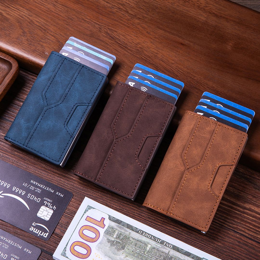 RFID Kreditkartenetui für Männer ⎜ Kompaktes Wallet aus Aluminium mit NFC-Schutz und Platz für 6 Karten