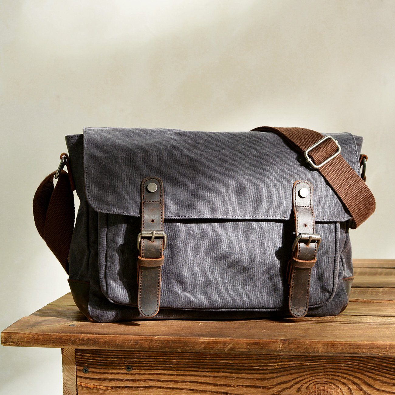 Canvas Umhängetasche für Herren ⎜ Robuste Tasche mit Lederakzenten und verstellbarem Schultergurt